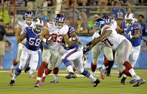 peyton hillis salary|New York Giants release RB Peyton Hillis 